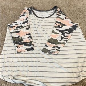 BNWOT Maurices baseball tee